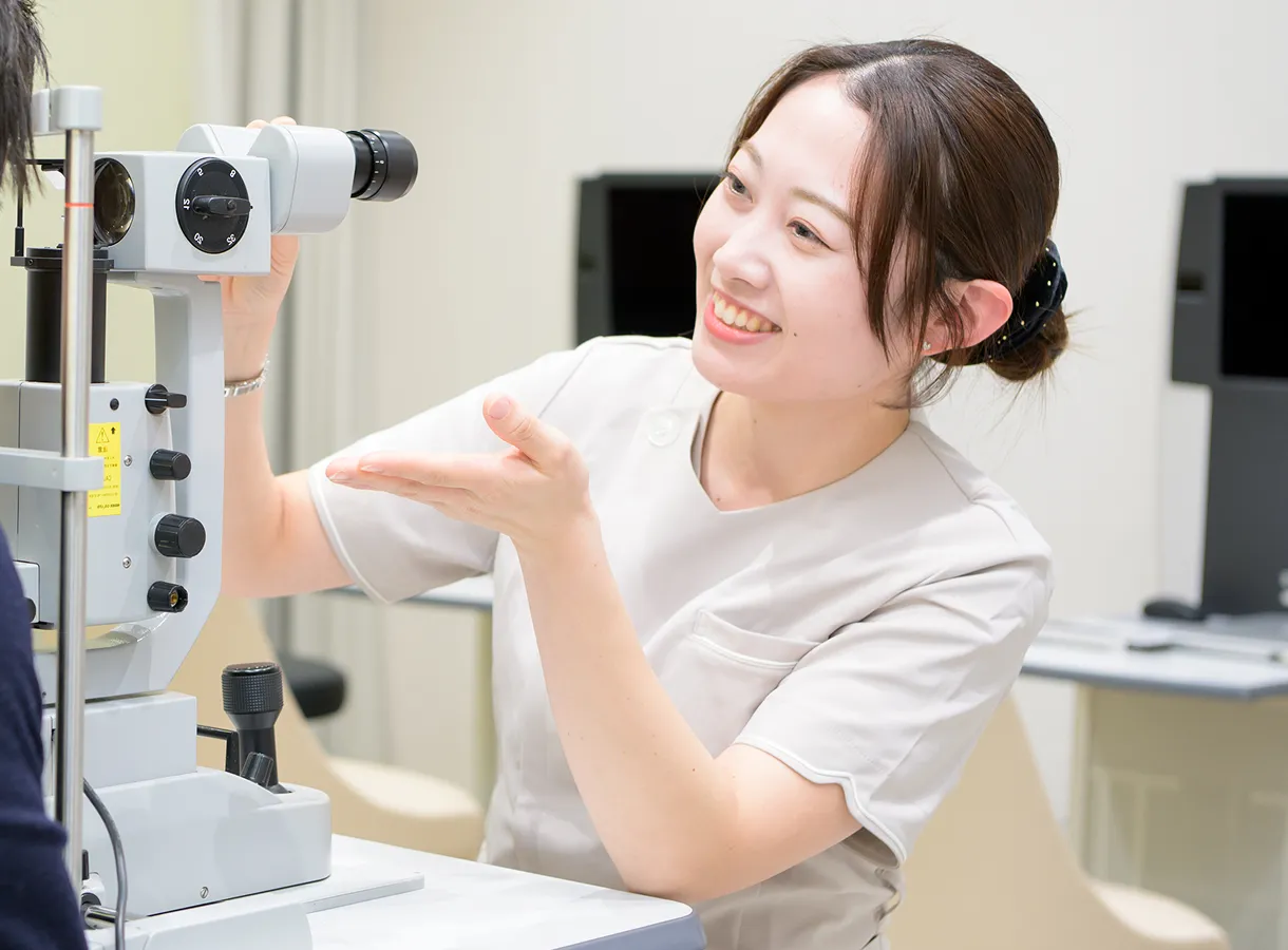 経験豊富な「視能訓練士」による精密検査体制